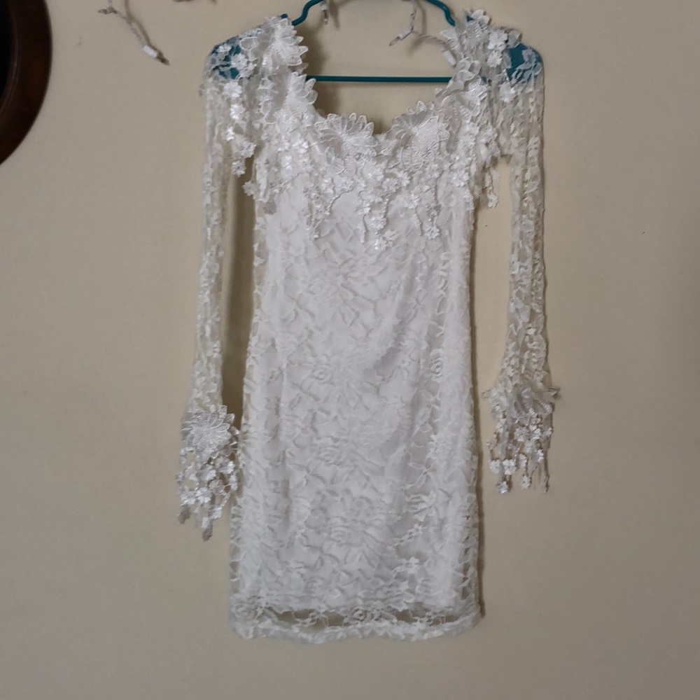 White lace dress